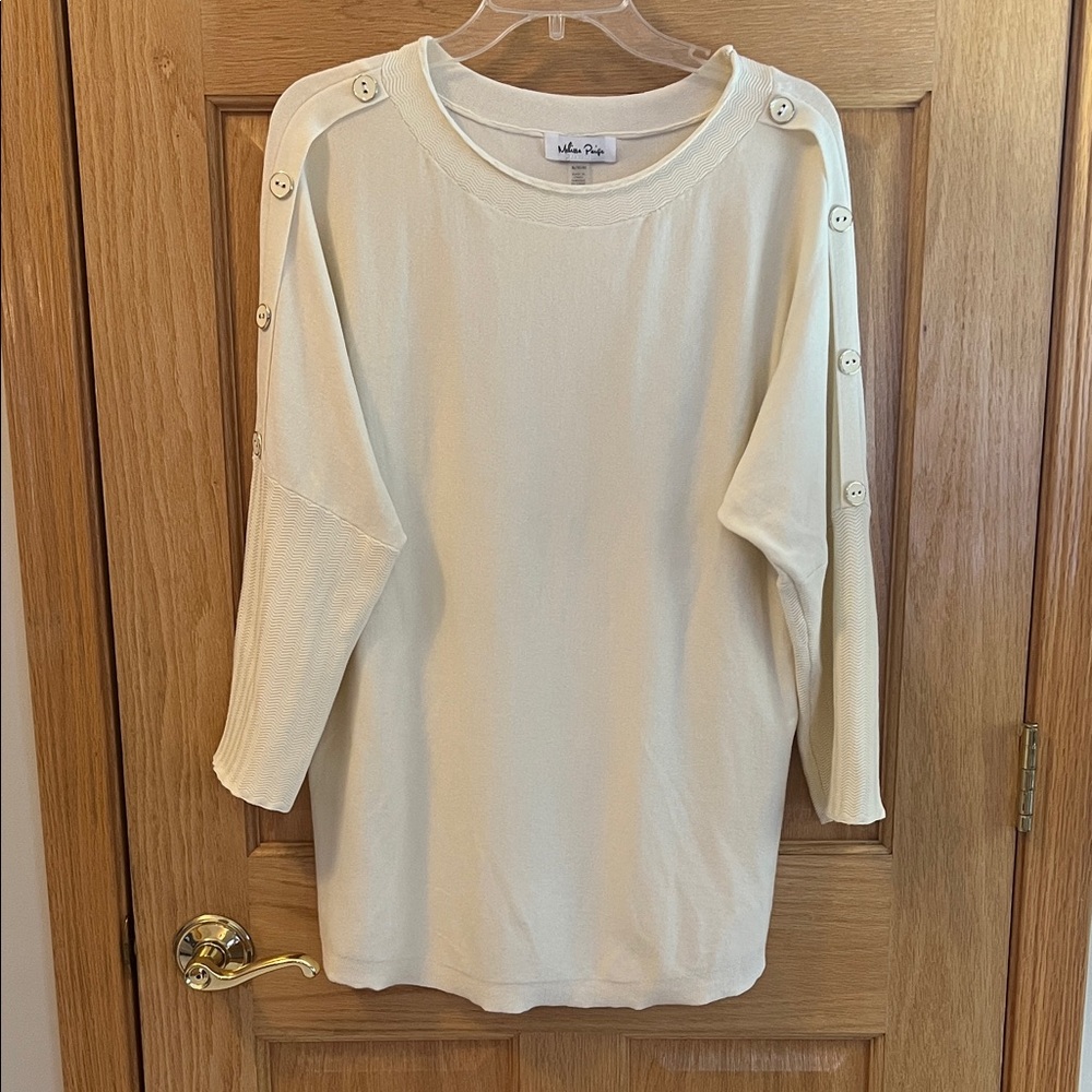 Melissa Paige - Ivory Button-Detail Sweater - XL